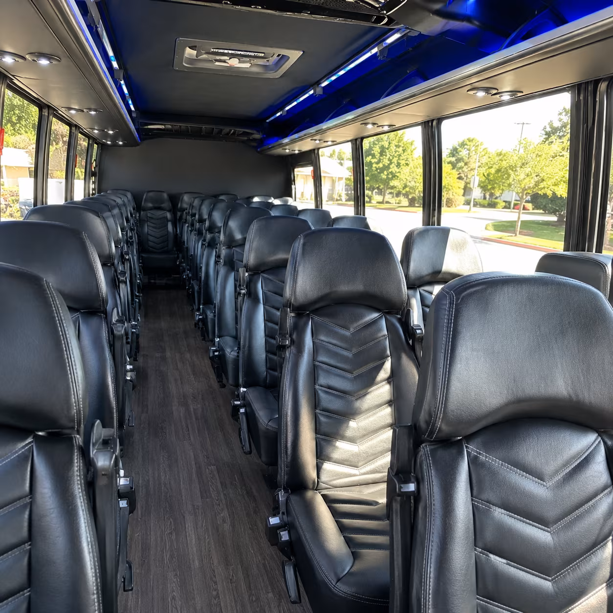 book a bus for your next corporate event 1