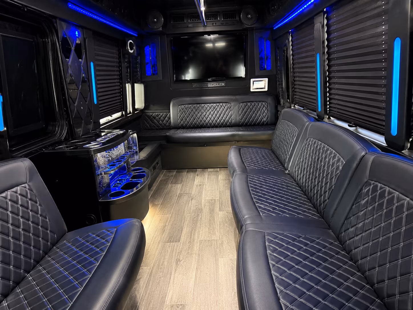 shuttle buses for recurring events and community programs in carrollton